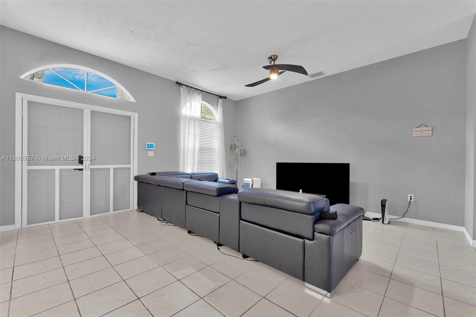 KEYS-GATE NO 1 - Residential Lease