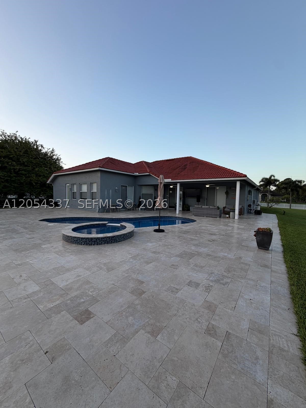ACREAGE - Residential