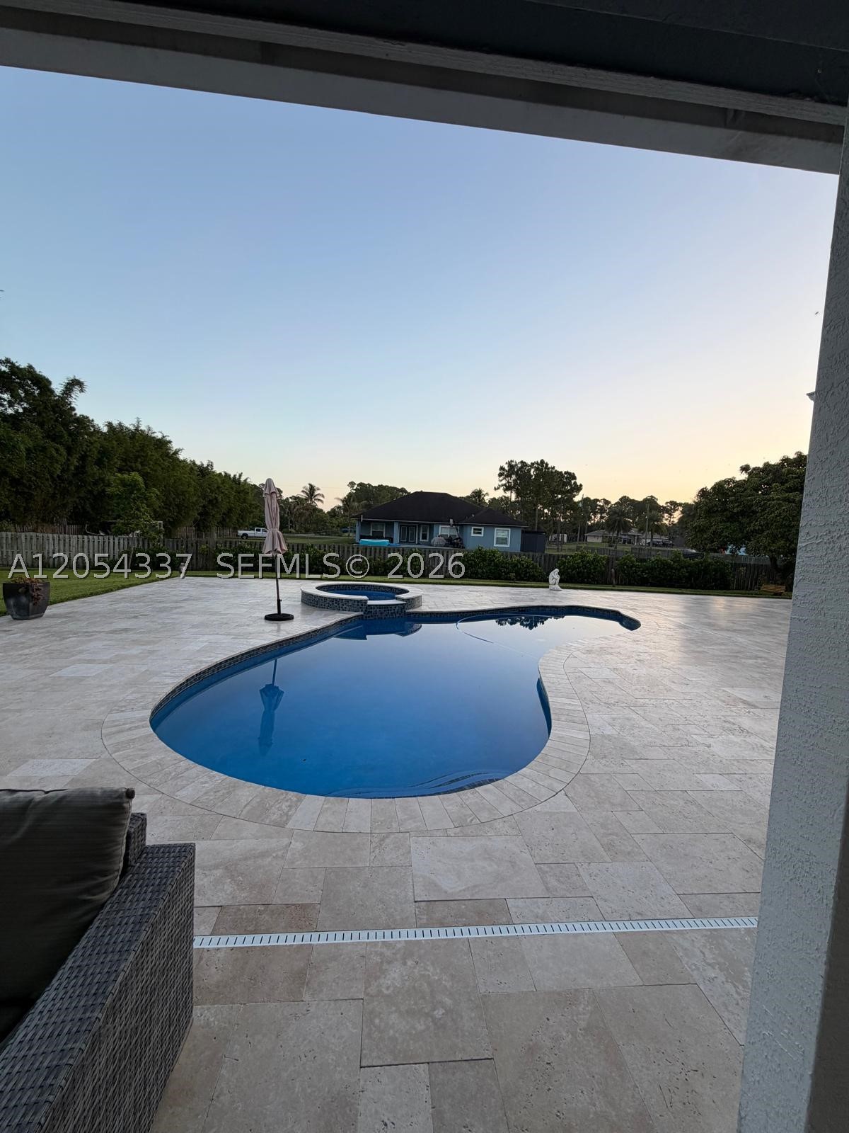 ACREAGE - Residential