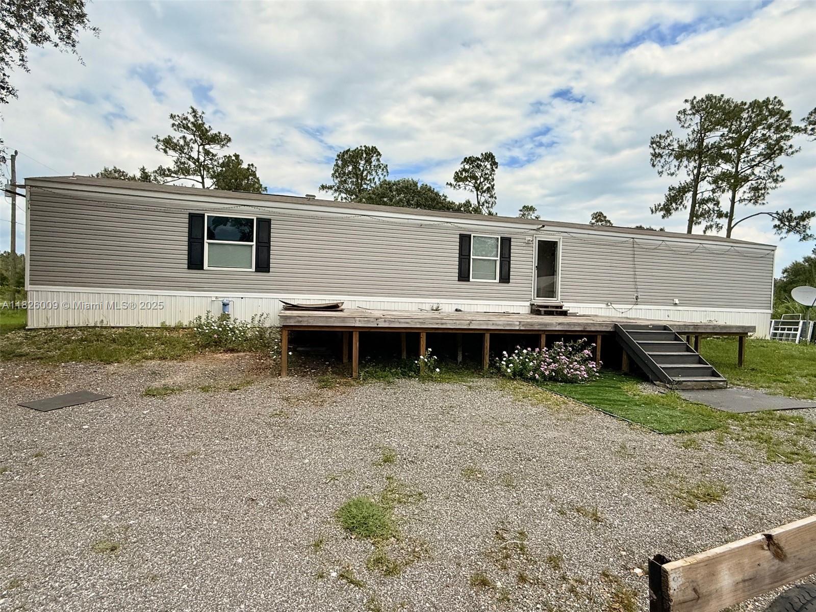 Welcome to your slice of paradise in Montura Ranch! This charming 2023 Mobile Home with 3-bedroom, 2-bath, 1.25-acre lot—fully fenced and ready to enjoy. Whether you're seeking peaceful country living or the perfect weekend escape, this well-located gem offers endless possibilities. AC installed in 2023. Come explore the land, unwind under the open skies, and imagine all the memories waiting to be made. Yes, owner financing is available.
Easy to show. Measurements and information pertaining to listing are approximate and deemed accurate but not warranted by Seller nor listing agent/brokers.