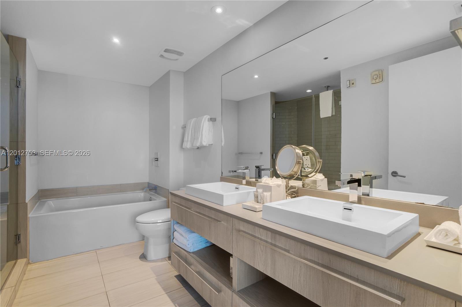 4010 SOUTH OCEAN CONDO - Residential
