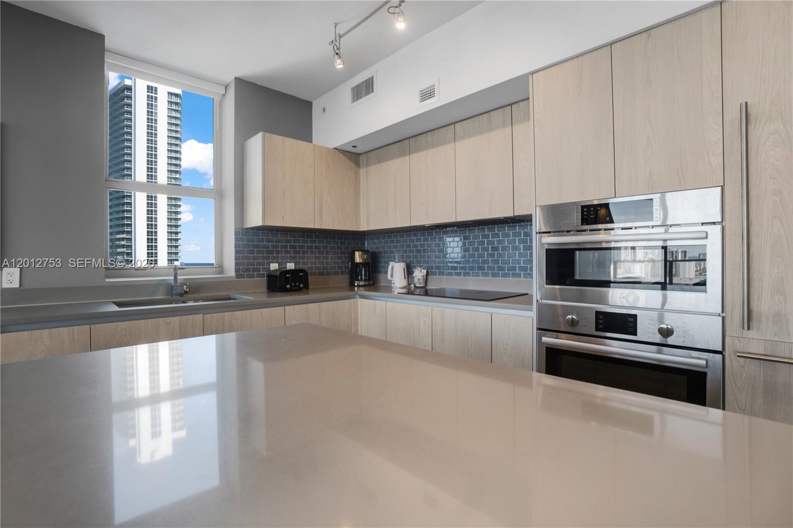 4010 SOUTH OCEAN CONDO - Residential