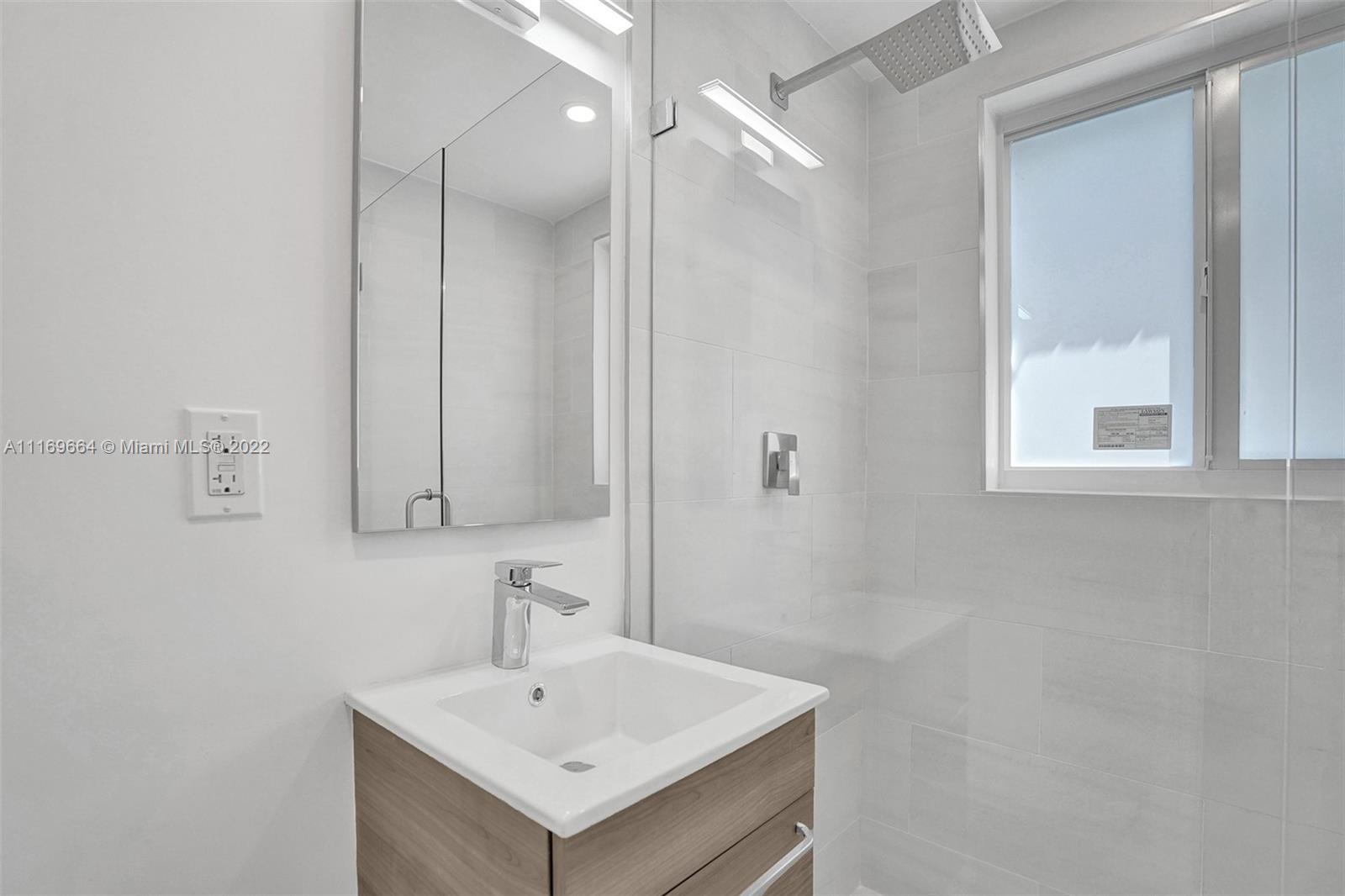 LAUDERDALE ISLES NO 2-RES - Residential