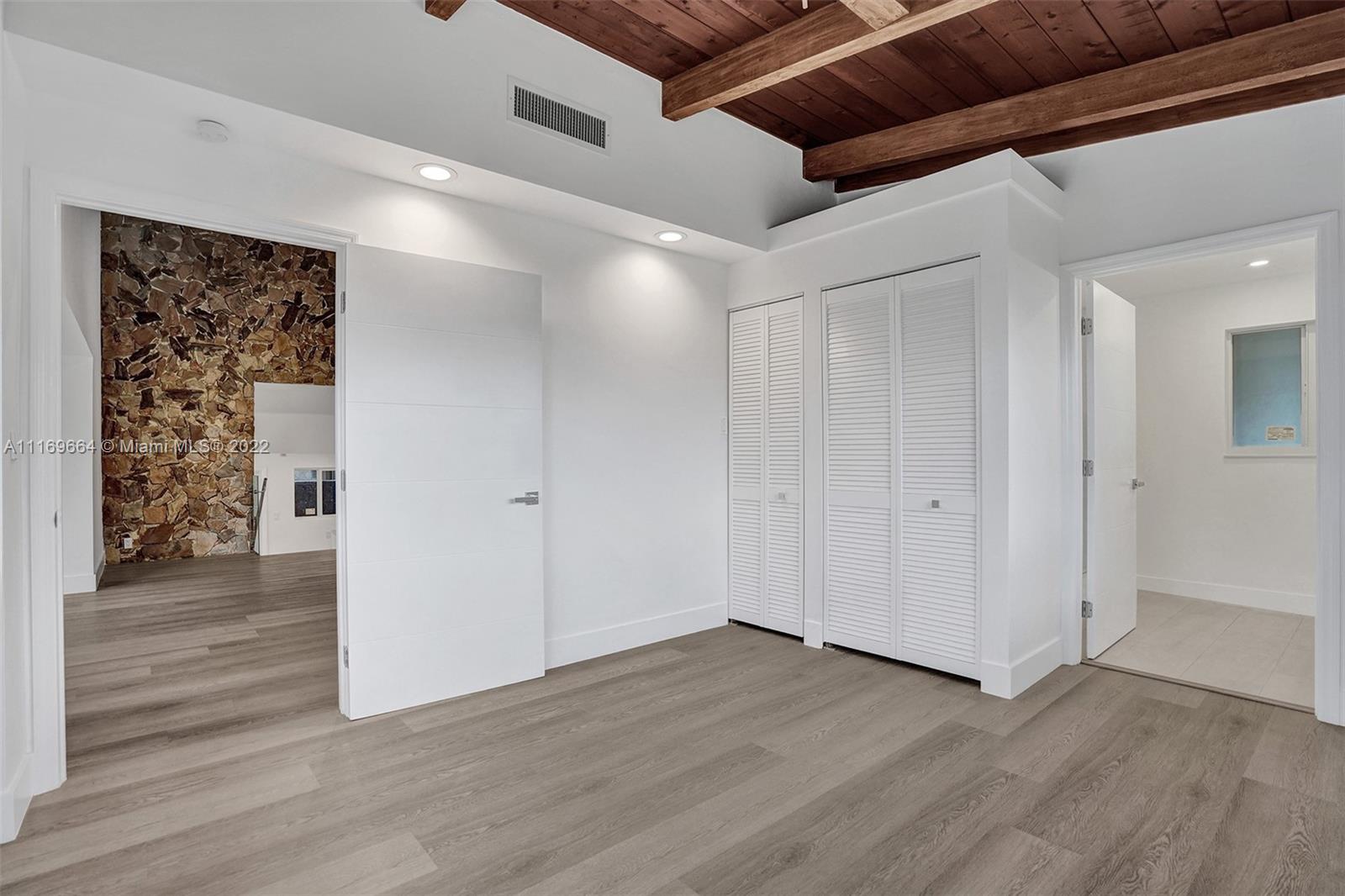 LAUDERDALE ISLES NO 2-RES - Residential