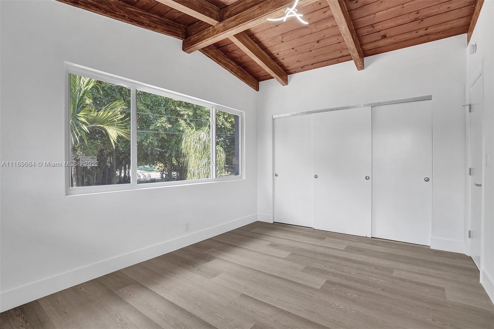 LAUDERDALE ISLES NO 2-RES - Residential