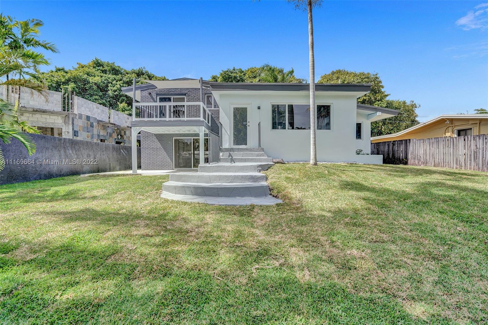 LAUDERDALE ISLES NO 2-RES - Residential