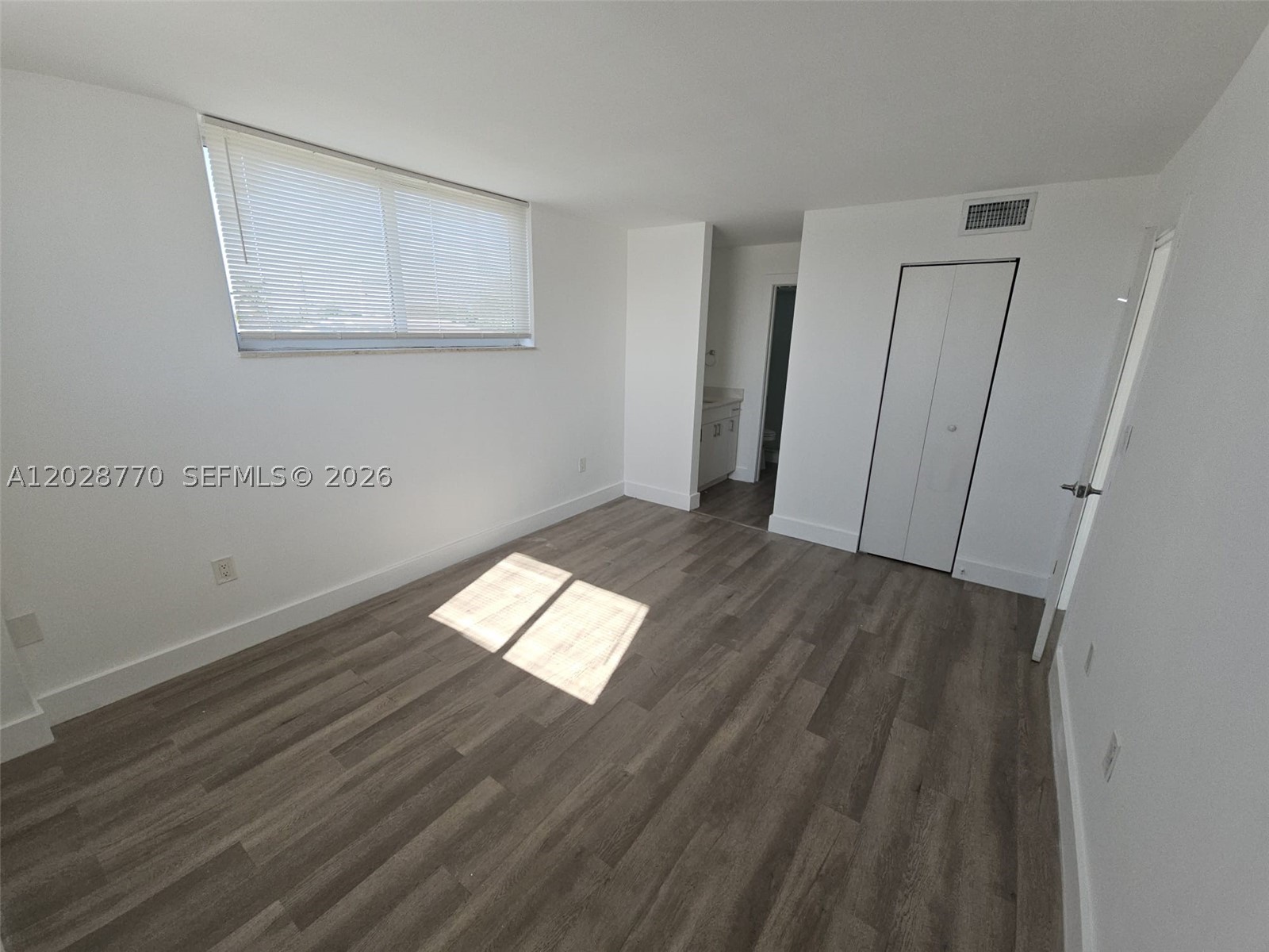 BISCAYNE BCH SUB - Residential Lease