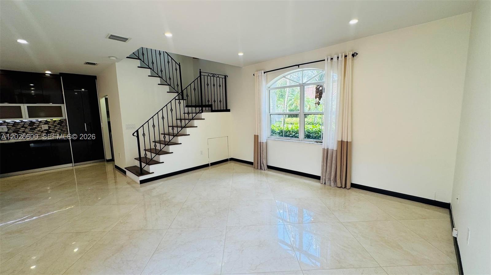 WEST LAKE VILLAGE PLAT - Residential Lease