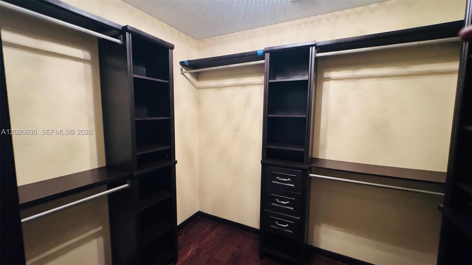 WEST LAKE VILLAGE PLAT - Residential Lease