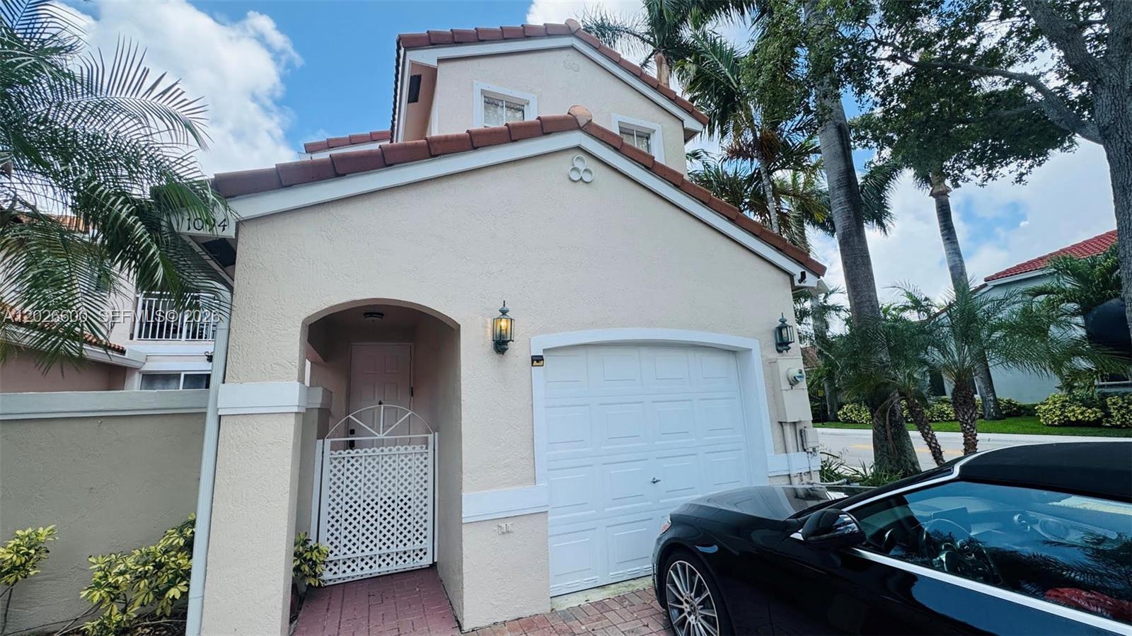 WEST LAKE VILLAGE PLAT - Residential Lease