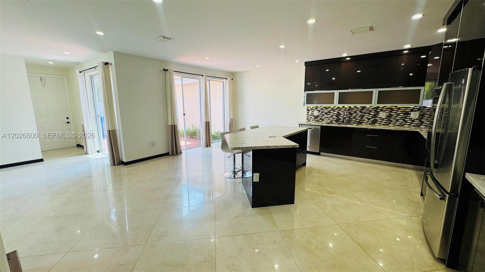 WEST LAKE VILLAGE PLAT - Residential Lease