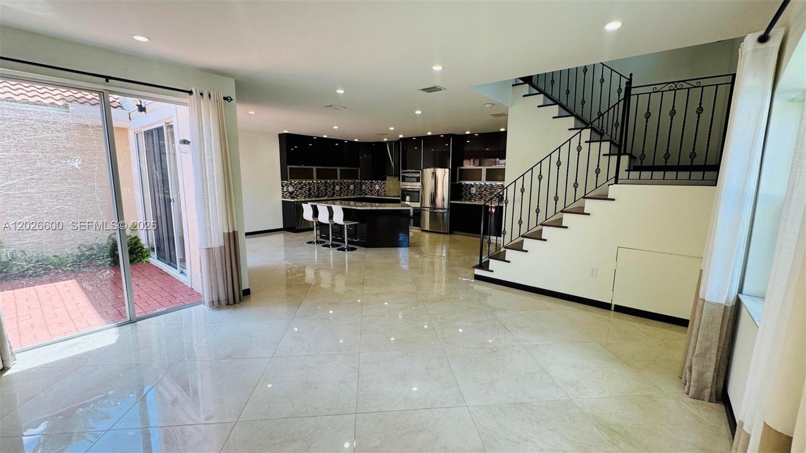 WEST LAKE VILLAGE PLAT - Residential Lease