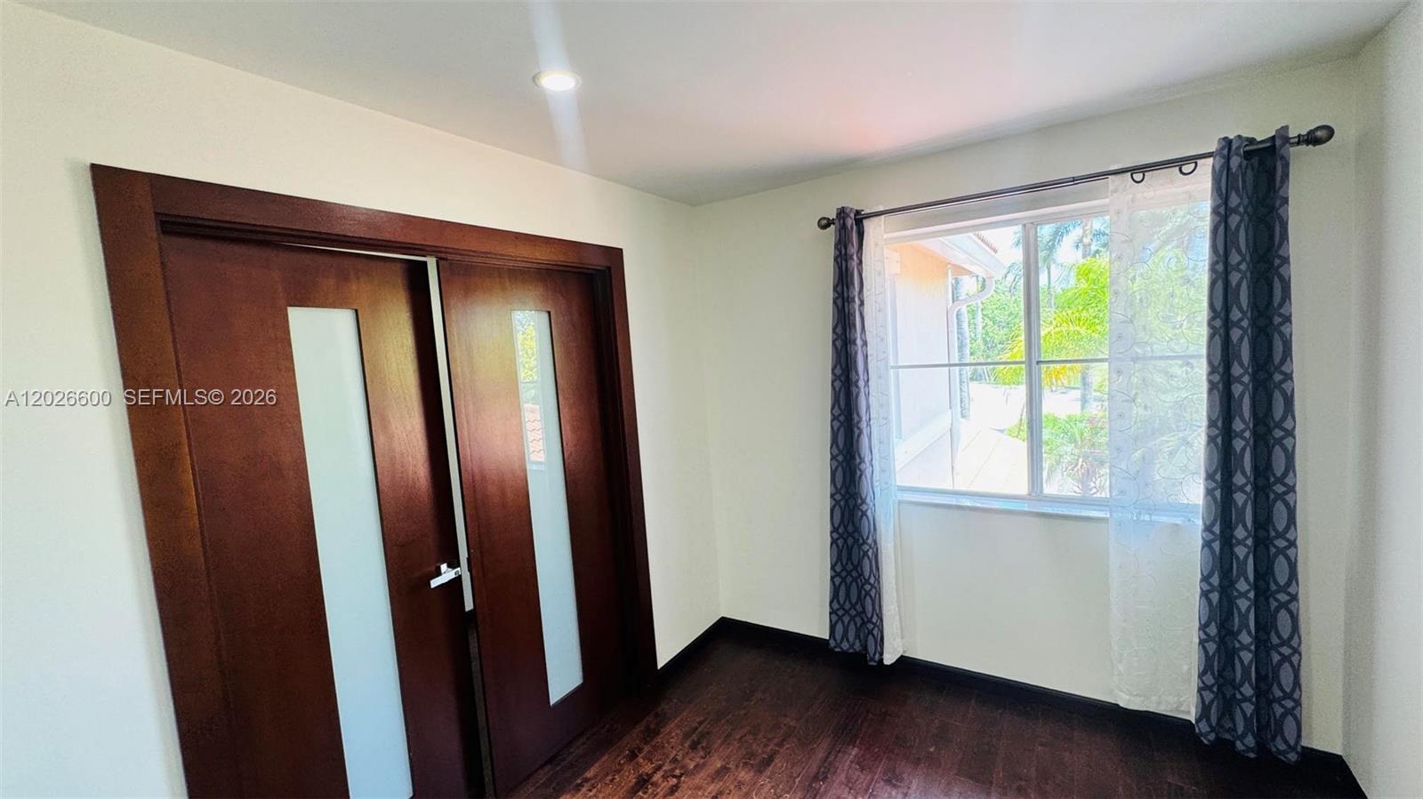 WEST LAKE VILLAGE PLAT - Residential Lease