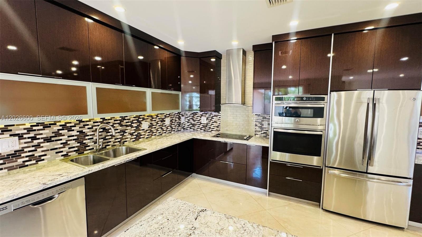 WEST LAKE VILLAGE PLAT - Residential Lease
