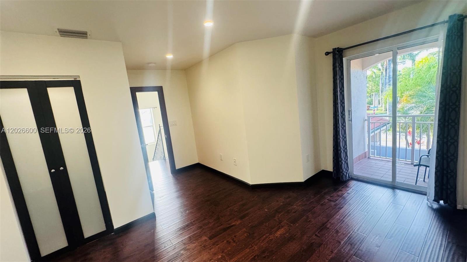 WEST LAKE VILLAGE PLAT - Residential Lease
