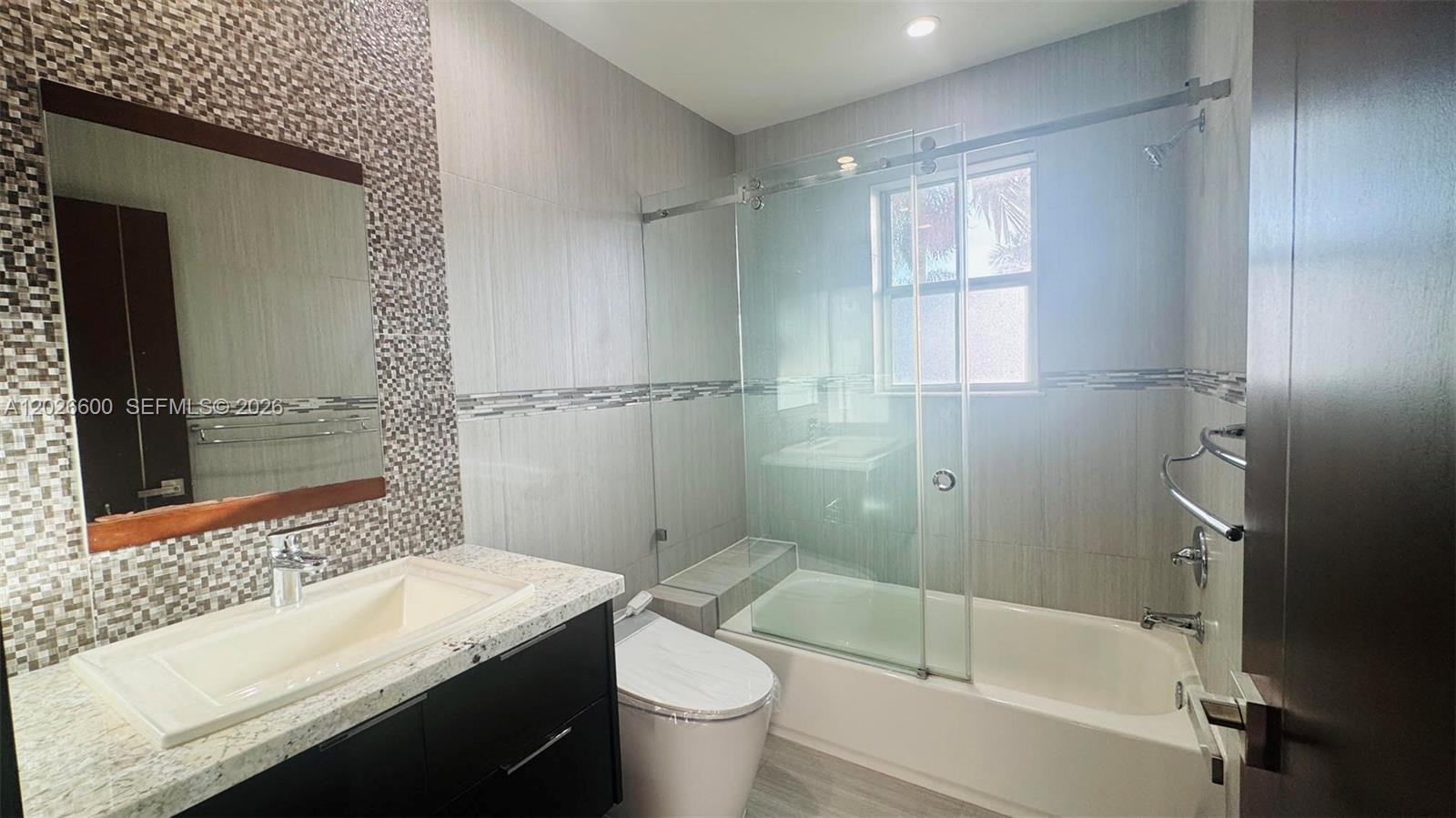 WEST LAKE VILLAGE PLAT - Residential Lease