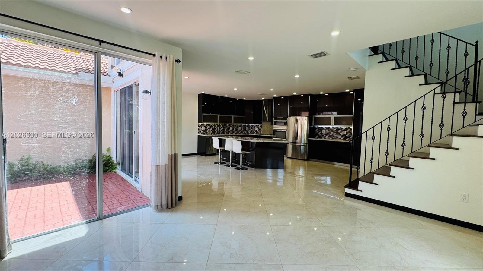 WEST LAKE VILLAGE PLAT - Residential Lease