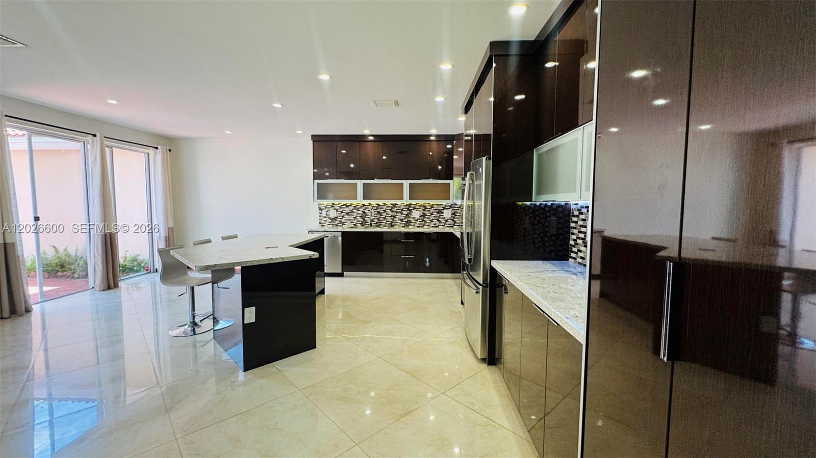 WEST LAKE VILLAGE PLAT - Residential Lease