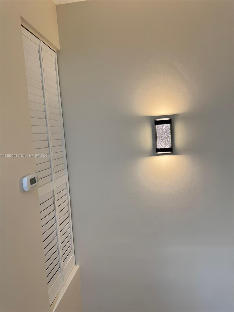 GABLES POINT CONDO I - Residential