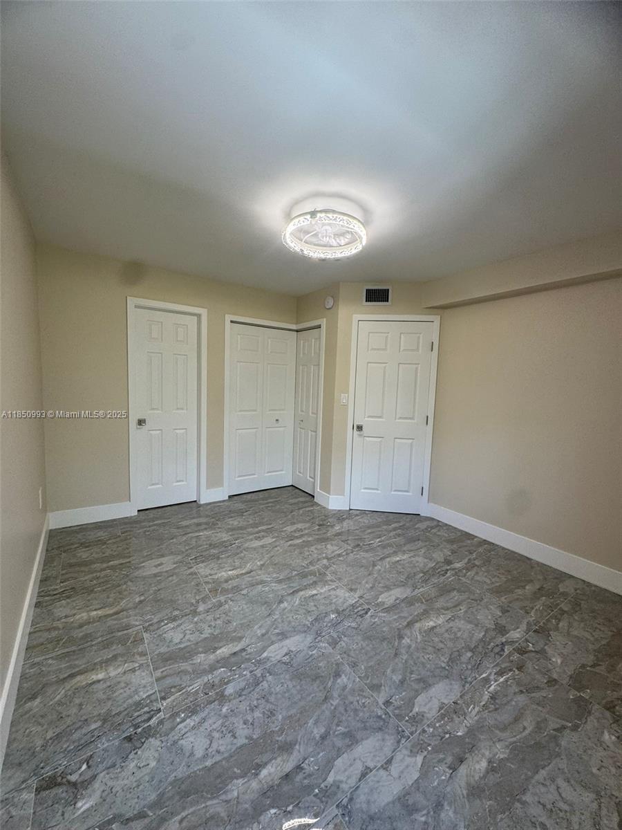 GABLES POINT CONDO I - Residential