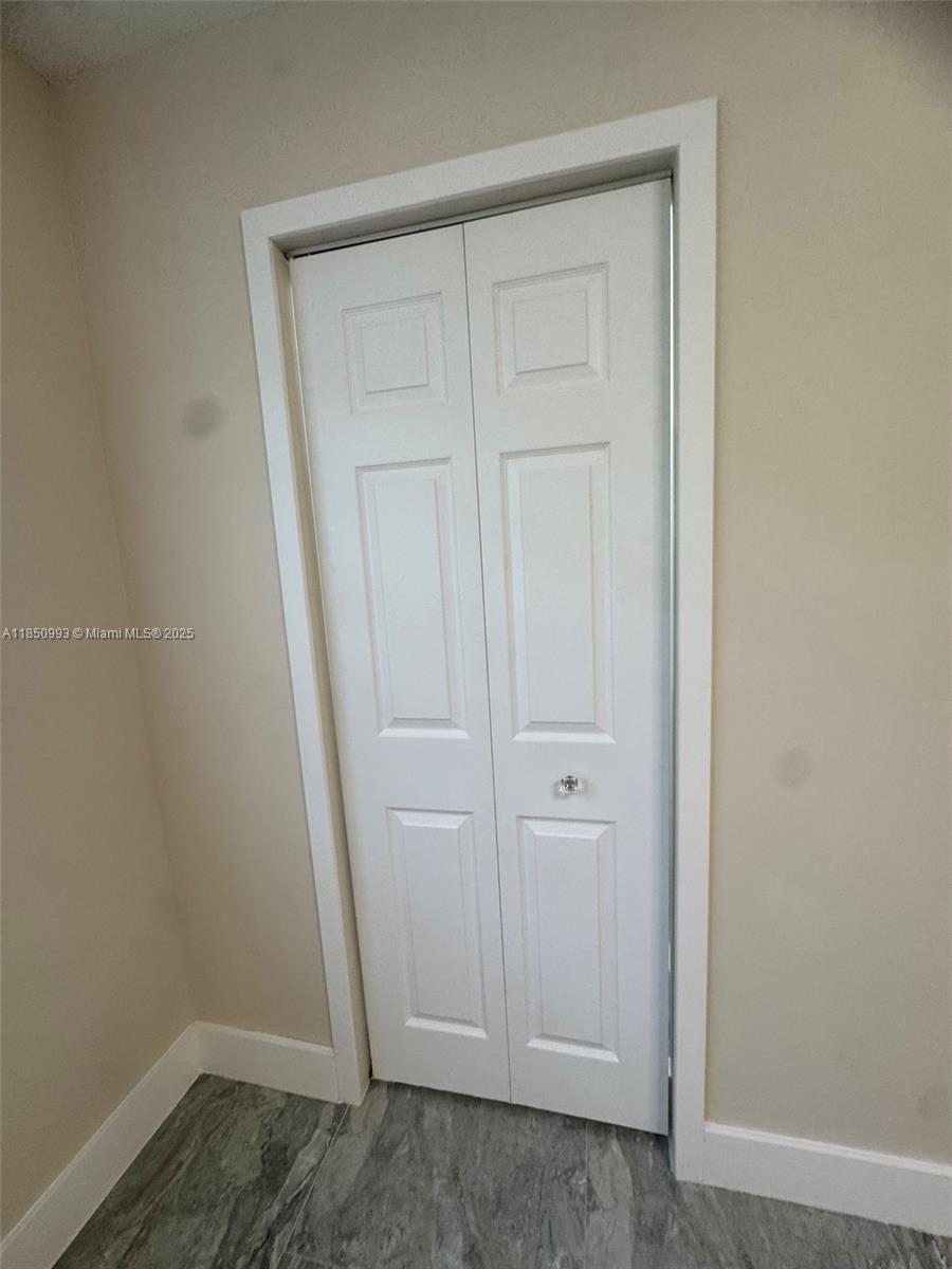 GABLES POINT CONDO I - Residential