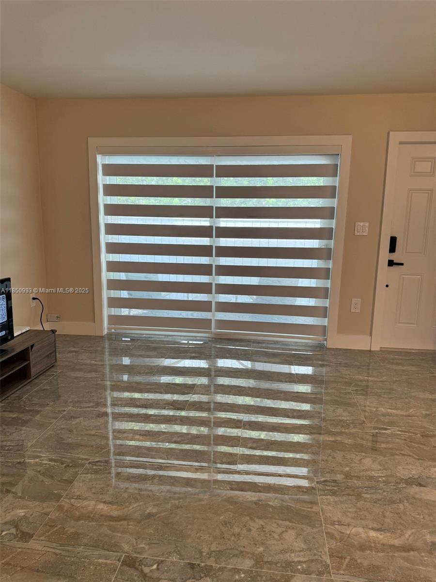GABLES POINT CONDO I - Residential