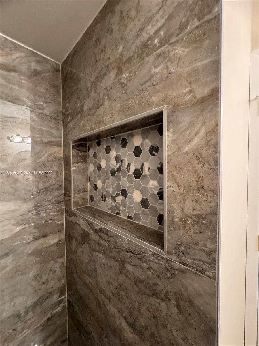 GABLES POINT CONDO I - Residential