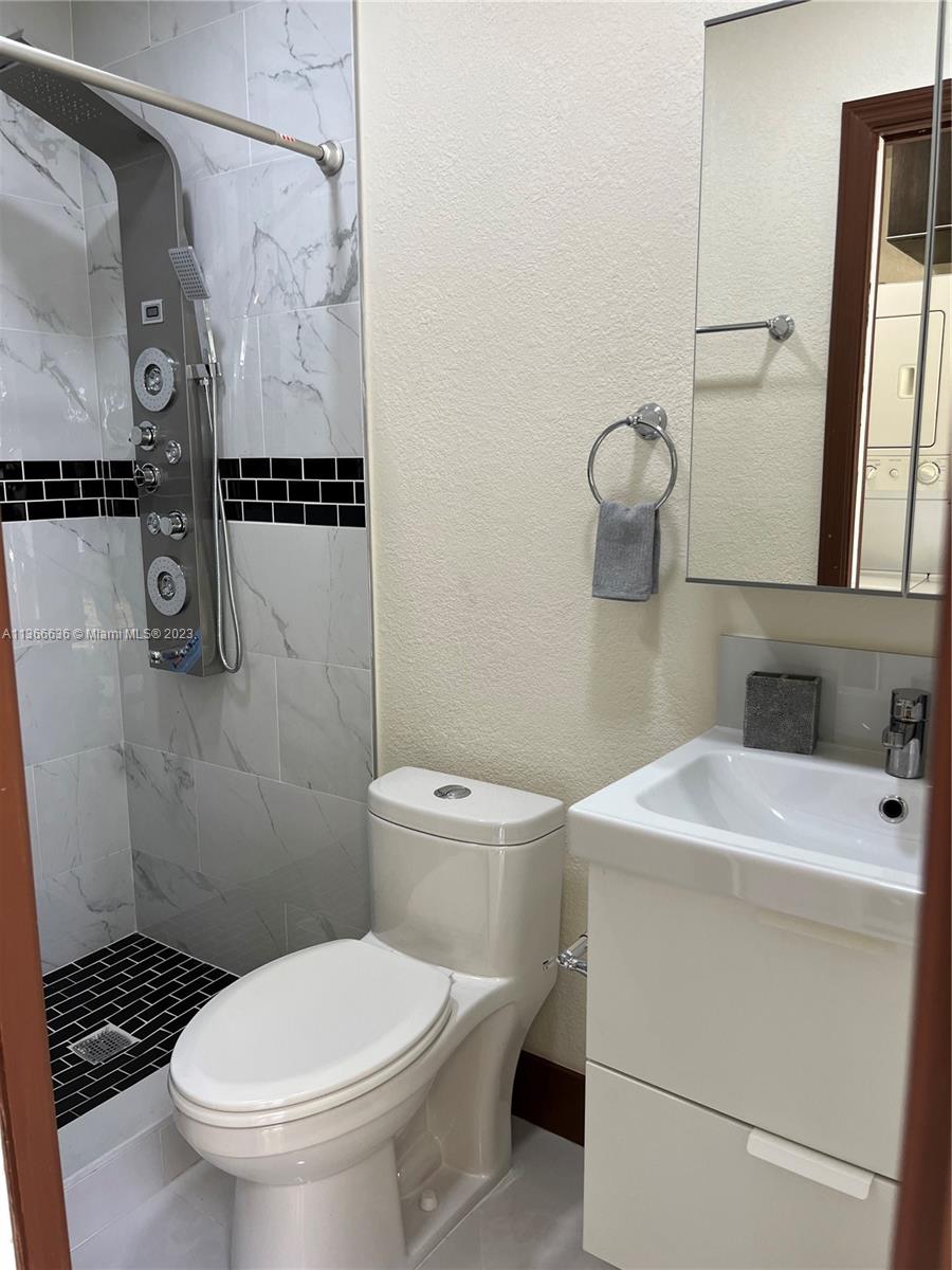 DILLARD PARK SOUTH - Residential Lease