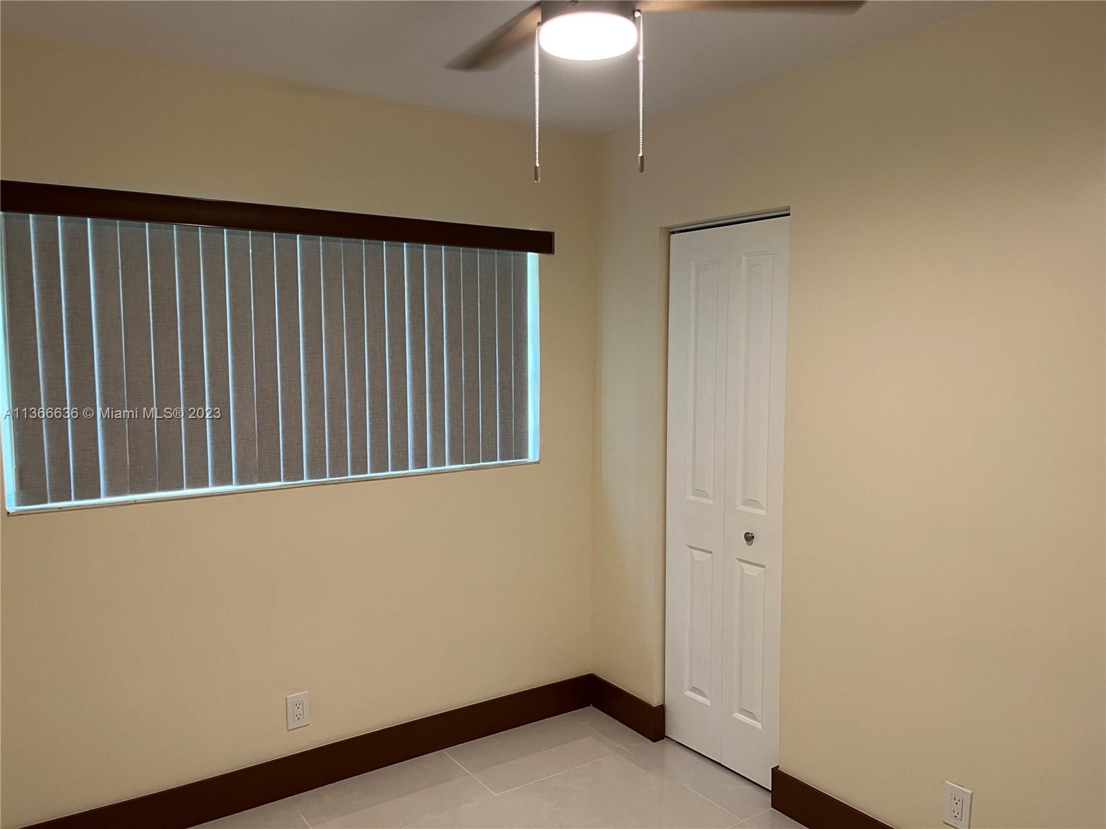 DILLARD PARK SOUTH - Residential Lease