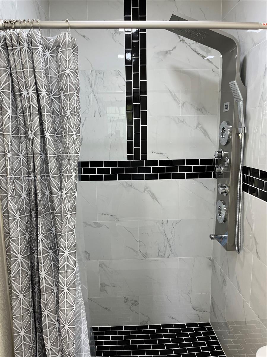 DILLARD PARK SOUTH - Residential Lease