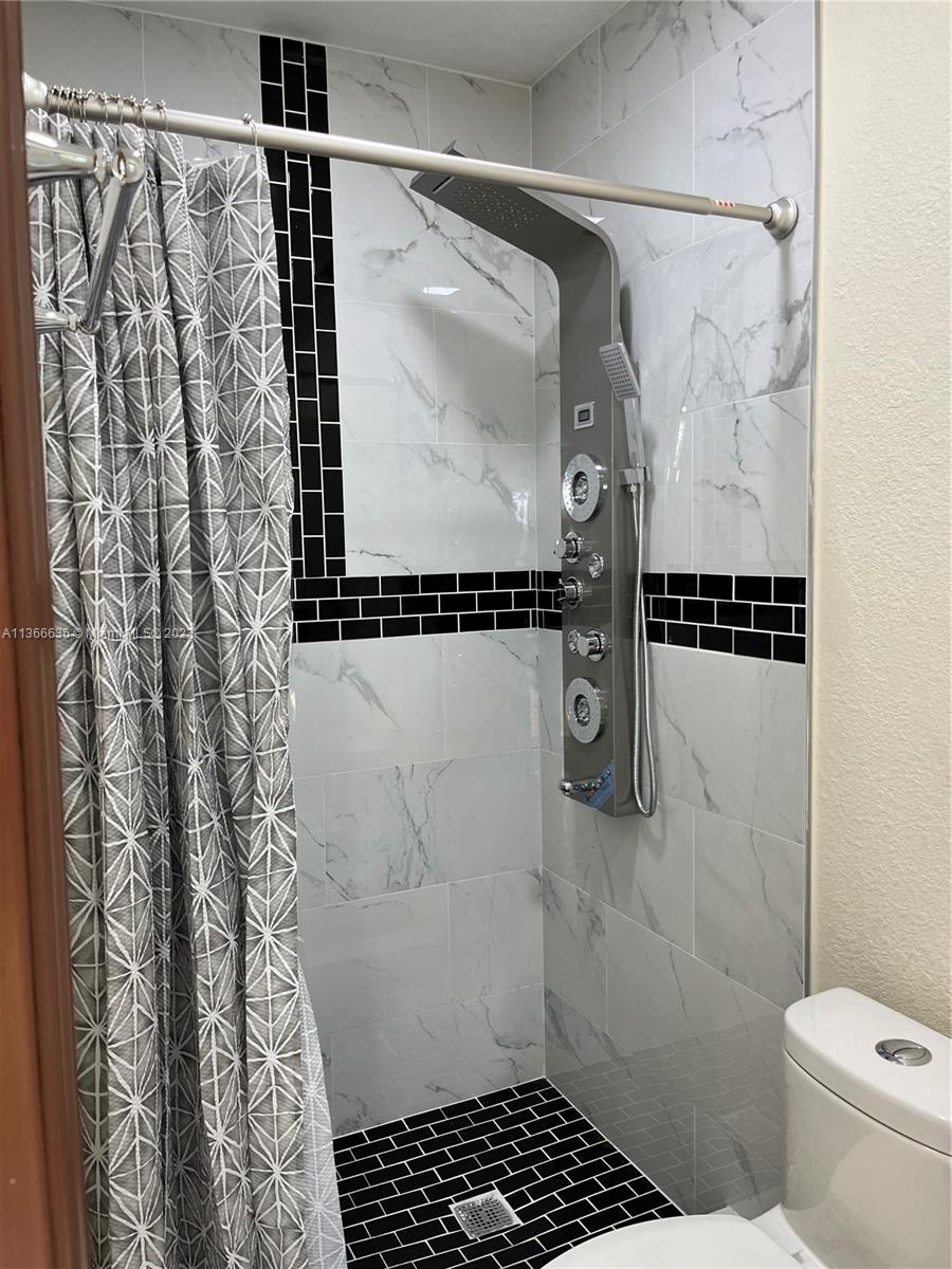 DILLARD PARK SOUTH - Residential Lease