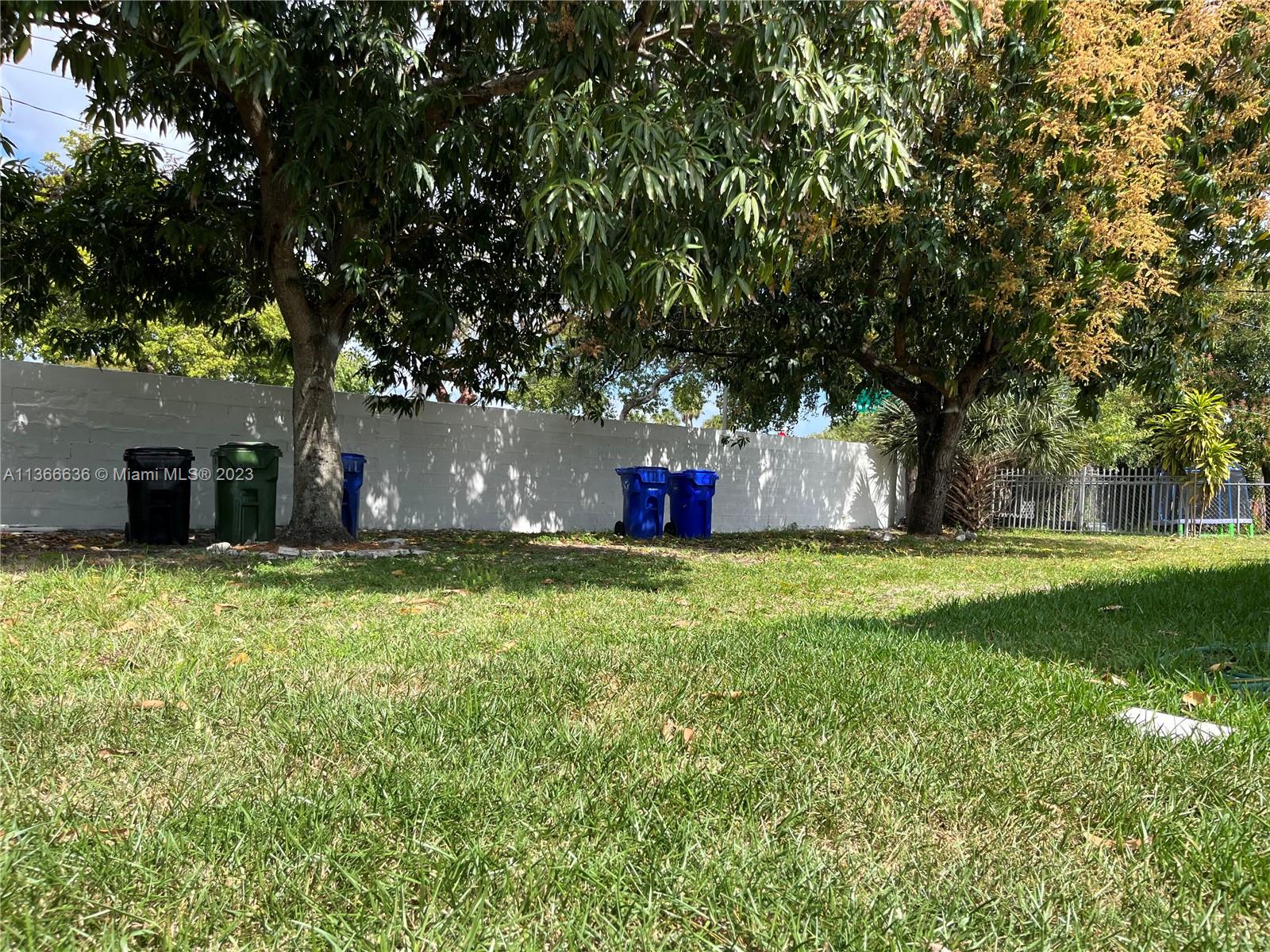 DILLARD PARK SOUTH - Residential Lease