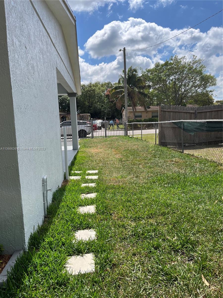DILLARD PARK SOUTH - Residential Lease