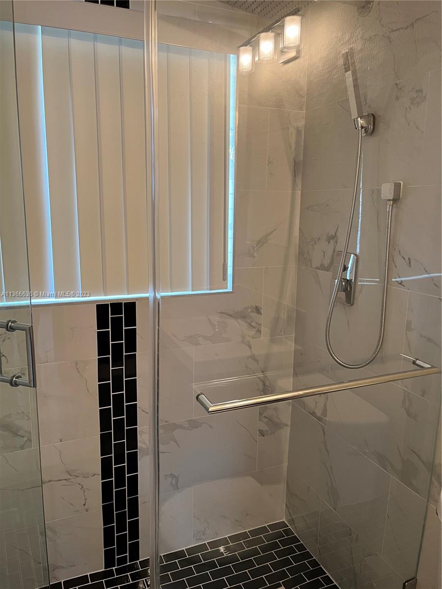 DILLARD PARK SOUTH - Residential Lease