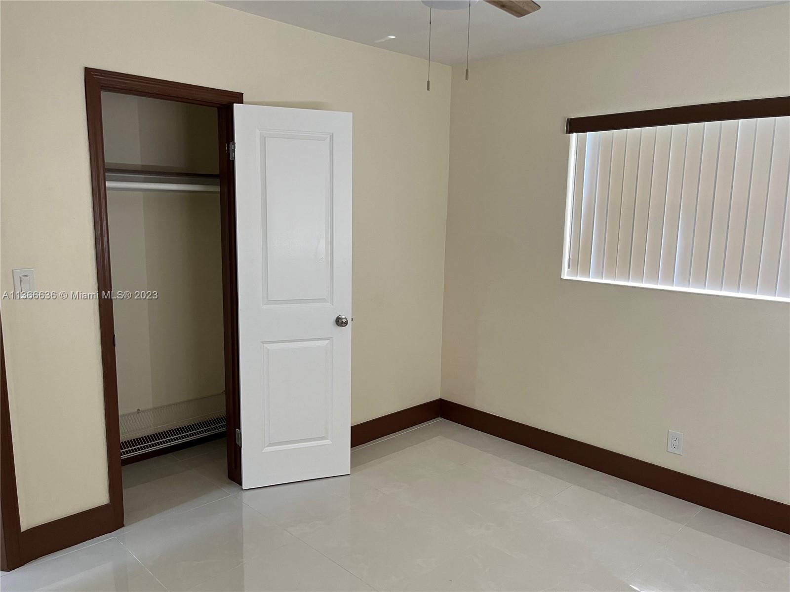 DILLARD PARK SOUTH - Residential Lease