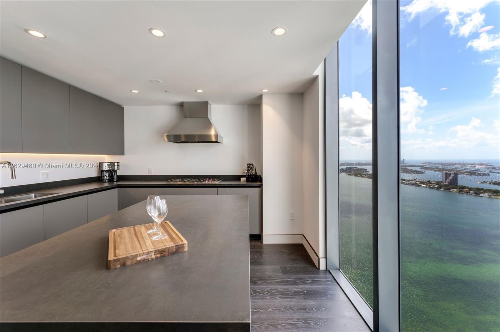 ELYSEE - Residential