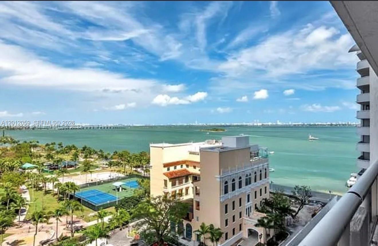 VENETIA CONDO - Residential