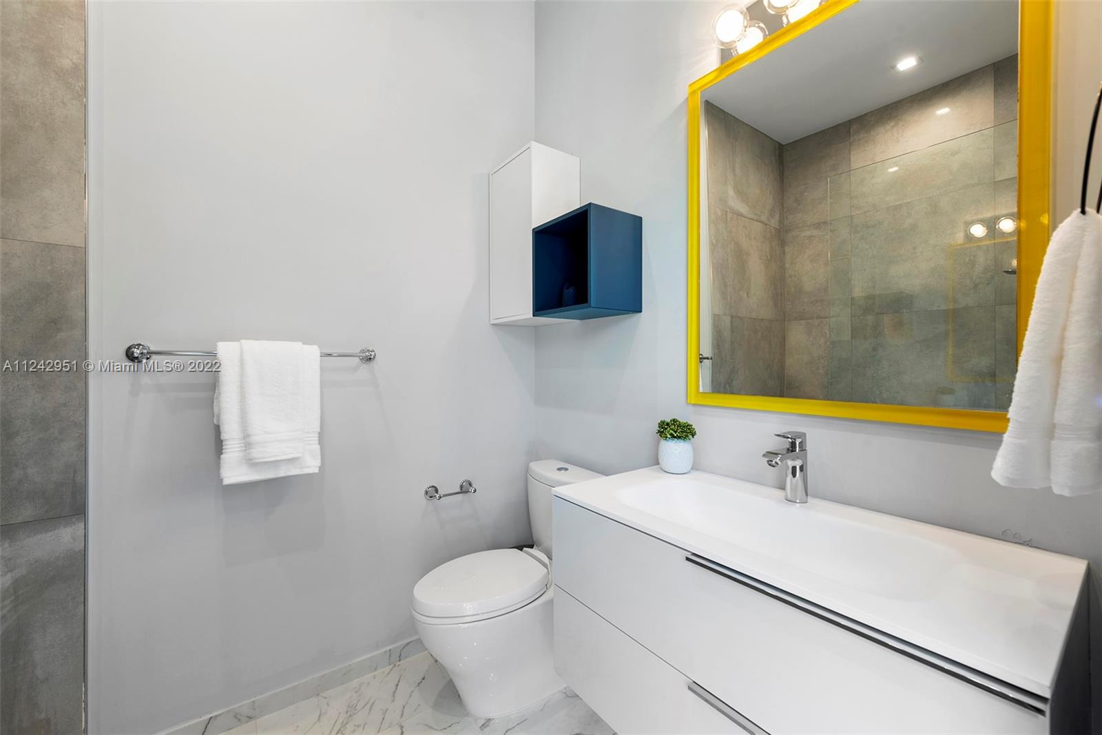6491 SNAPPER CREEK COURT - Residential