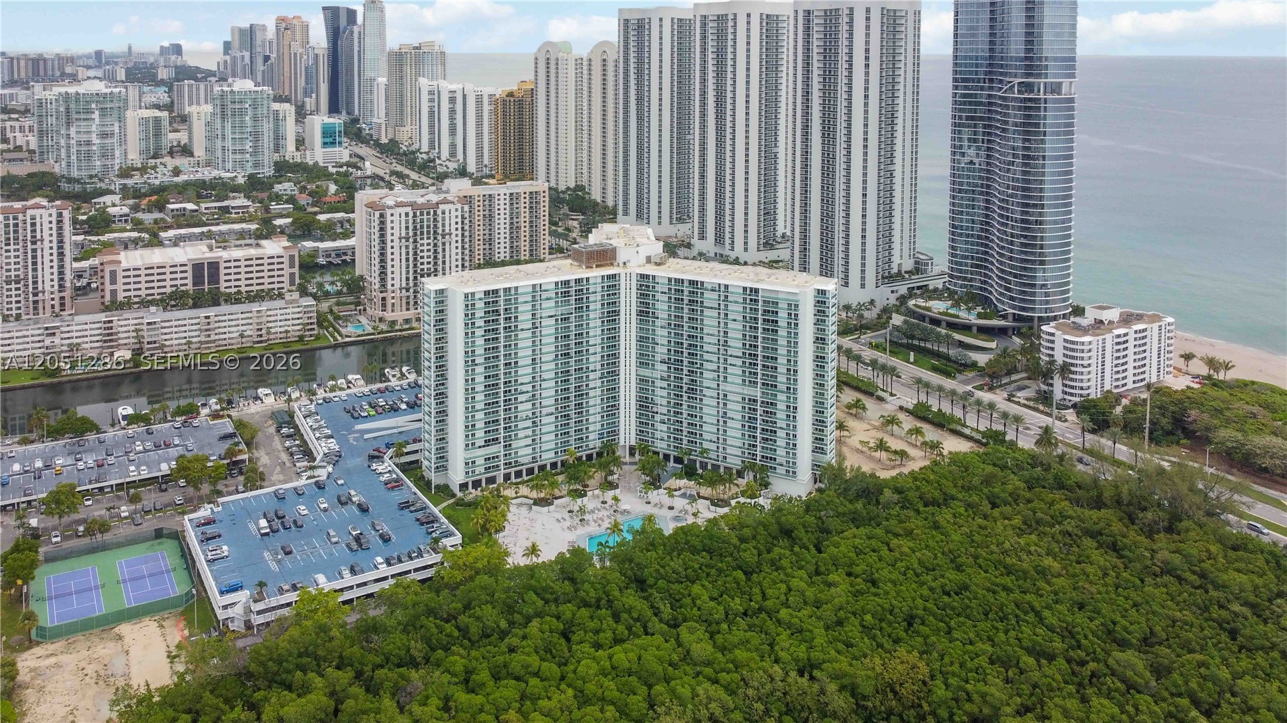 ARLEN HOUSE EAST CONDO - Residential
