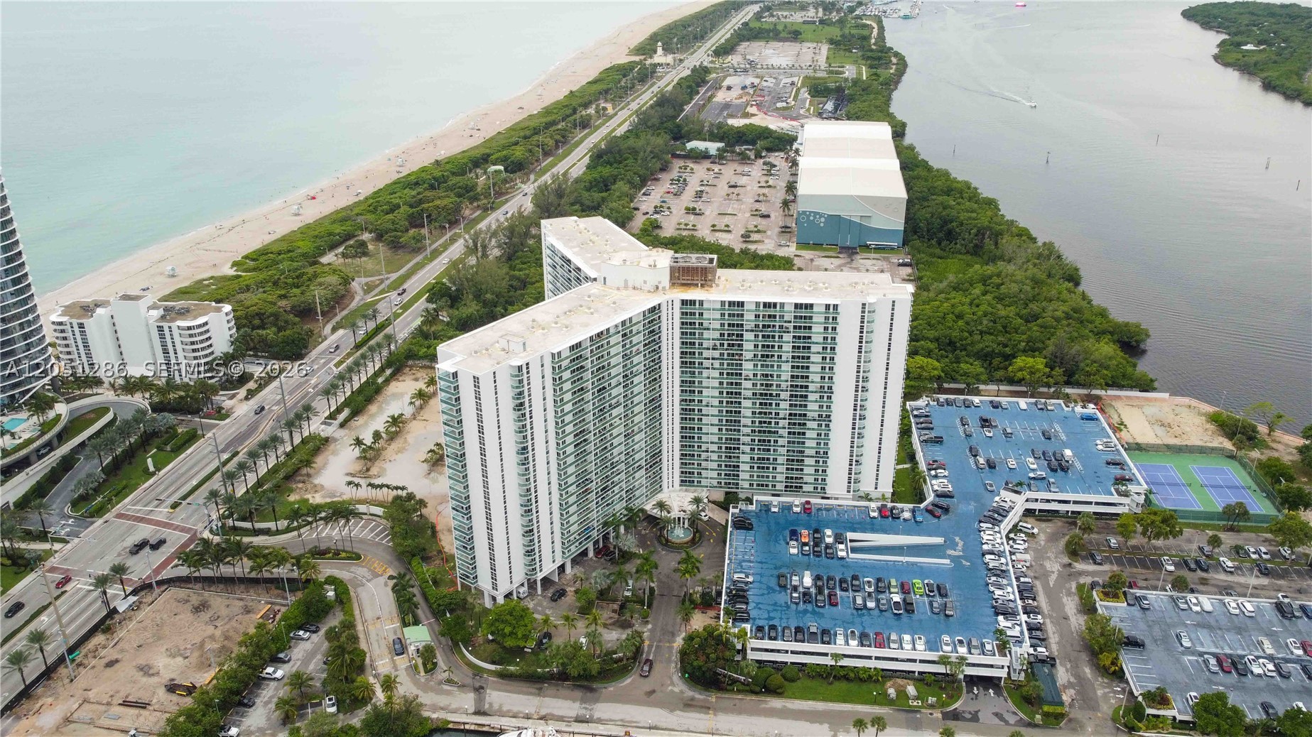 ARLEN HOUSE EAST CONDO - Residential