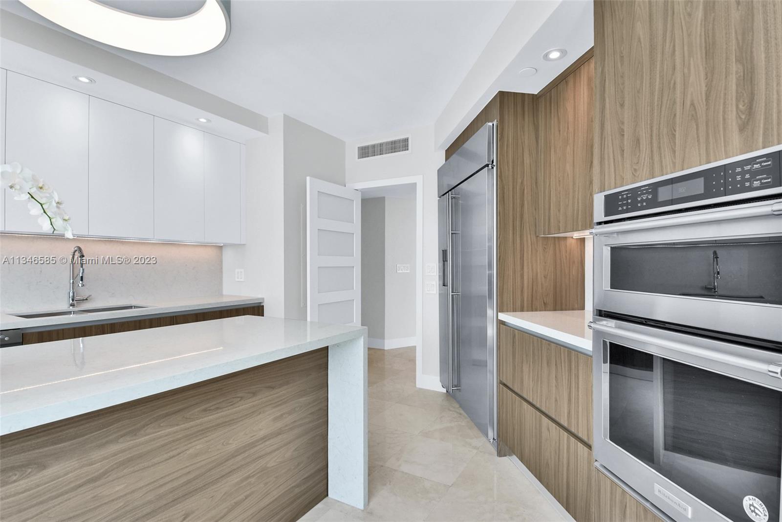 BRISTOL TOWER CONDO - Residential Lease