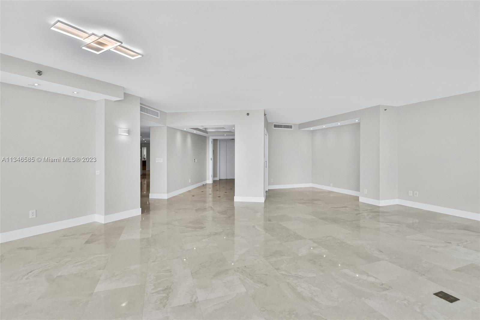 BRISTOL TOWER CONDO - Residential Lease