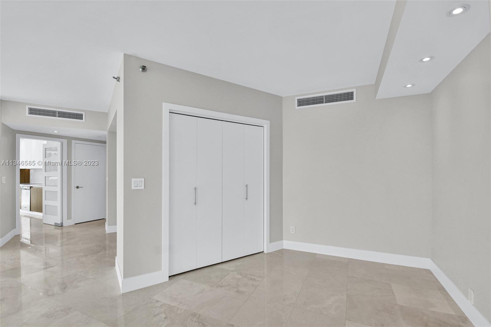 BRISTOL TOWER CONDO - Residential Lease