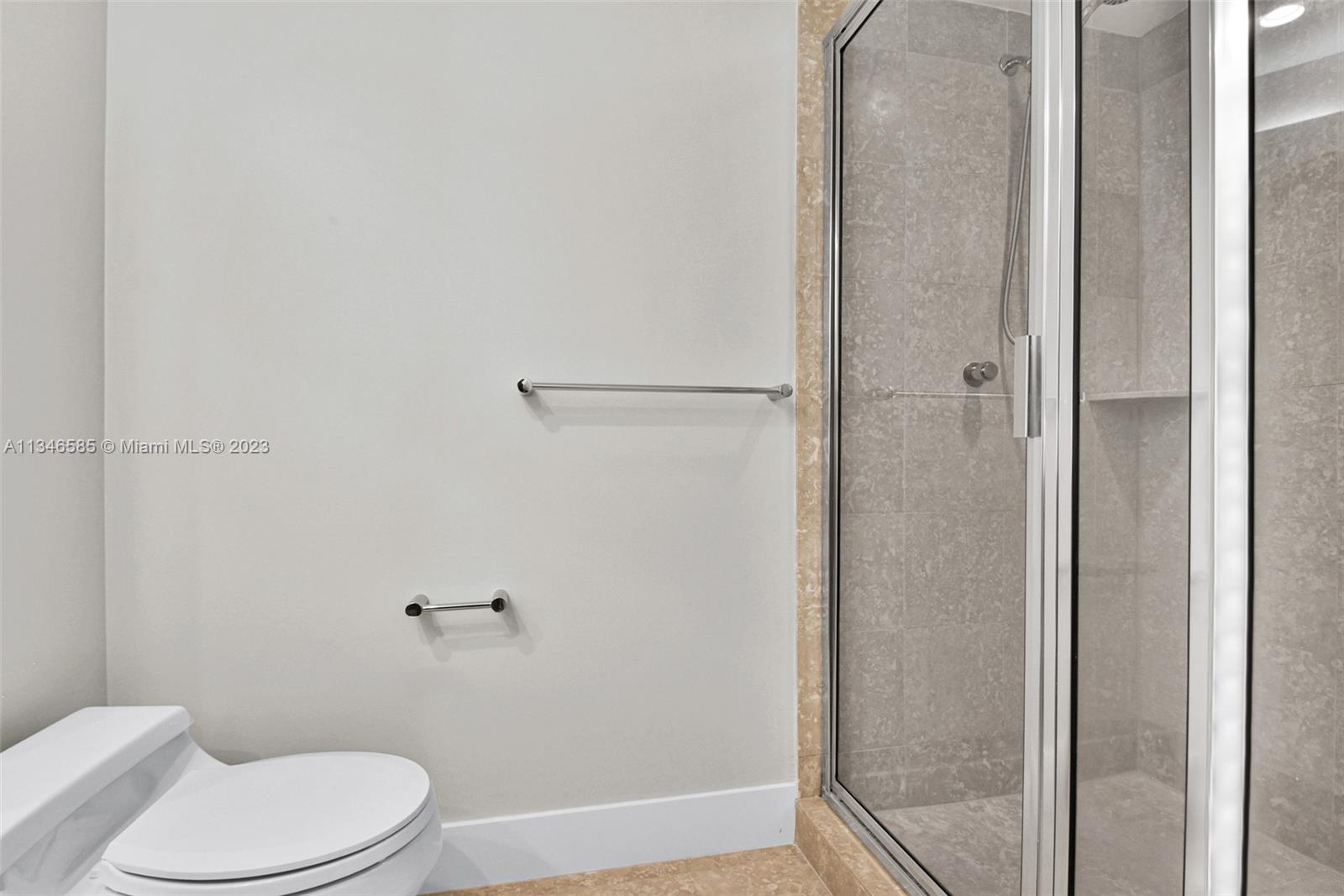 BRISTOL TOWER CONDO - Residential Lease
