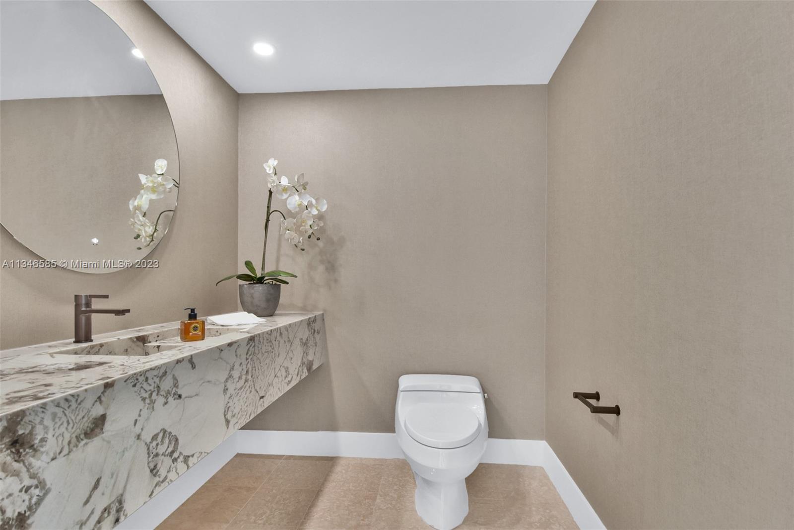 BRISTOL TOWER CONDO - Residential Lease