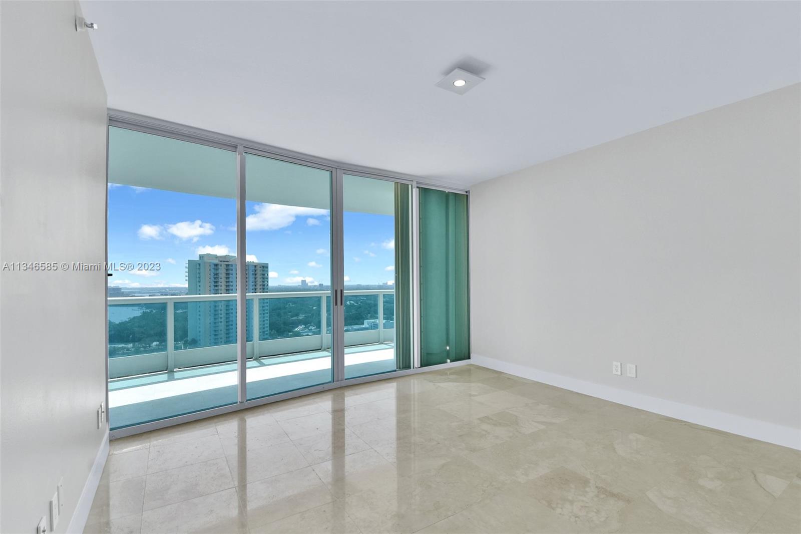 BRISTOL TOWER CONDO - Residential Lease