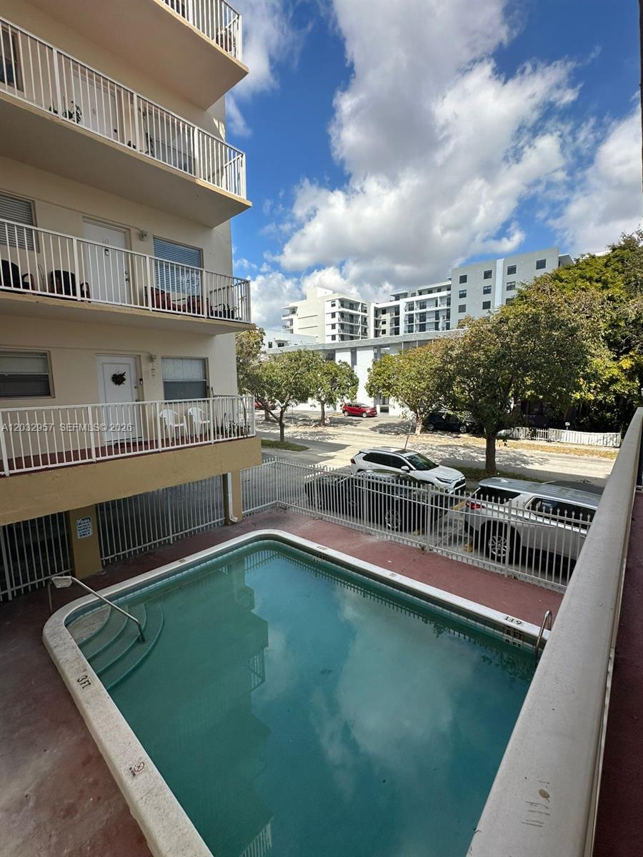 PIER 43 CONDO - Residential