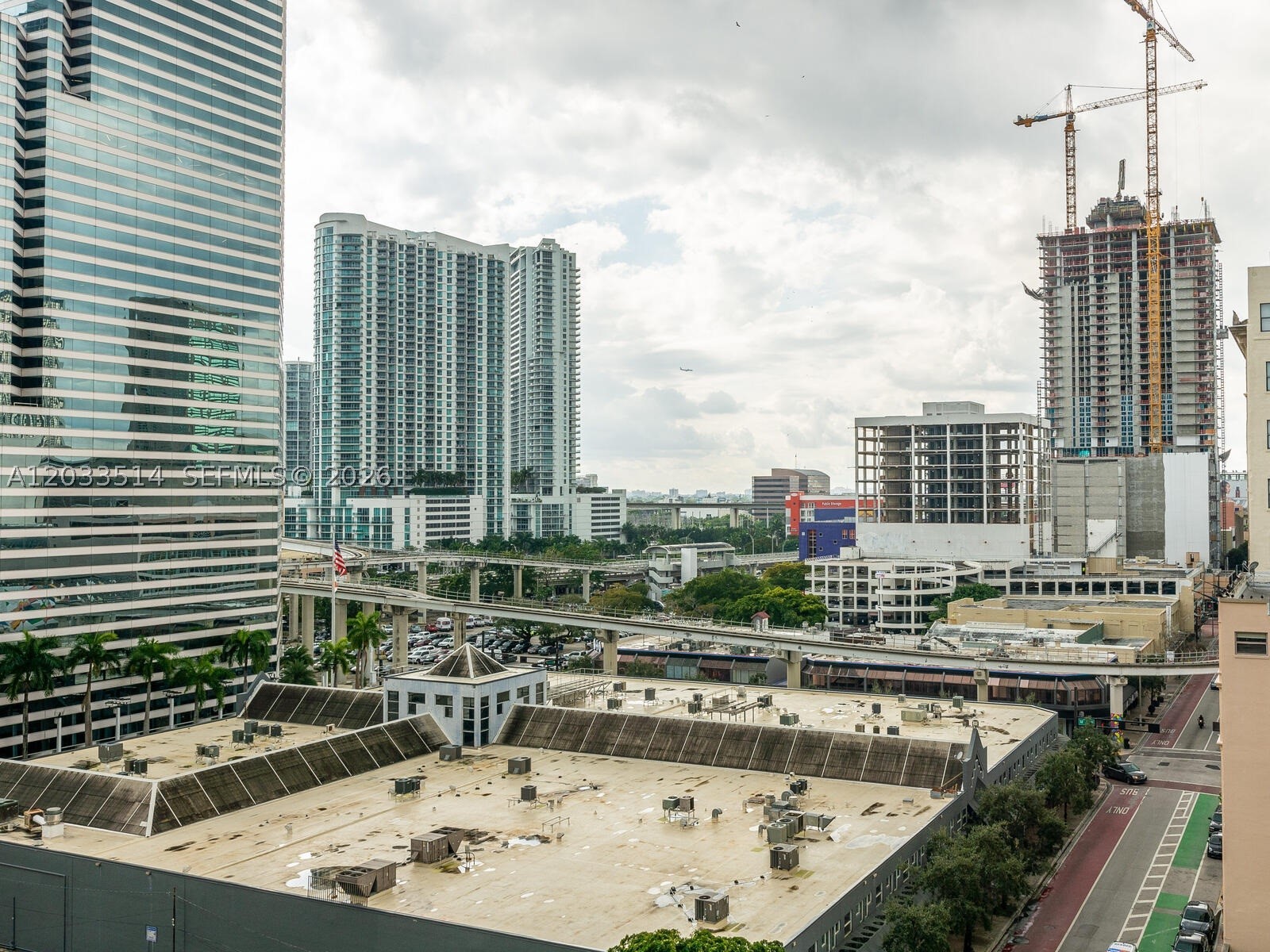 CENTRO CONDO - Residential