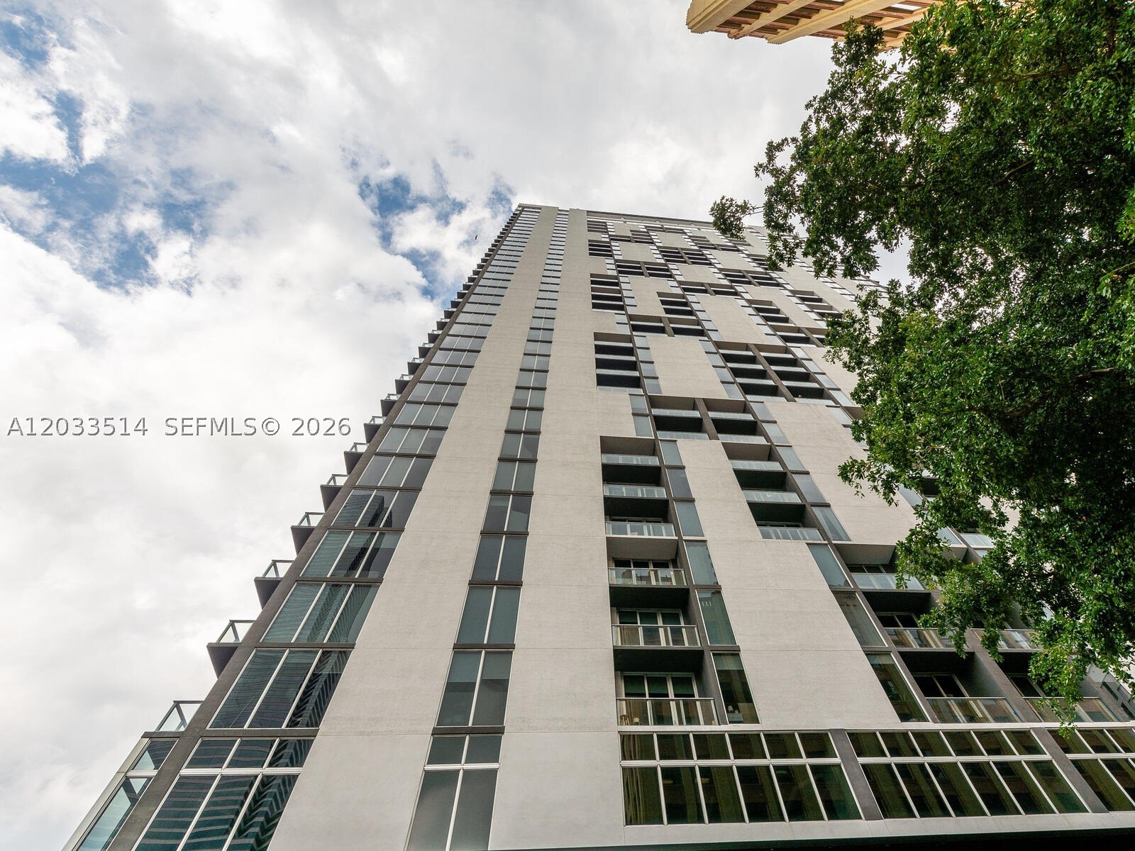 CENTRO CONDO - Residential