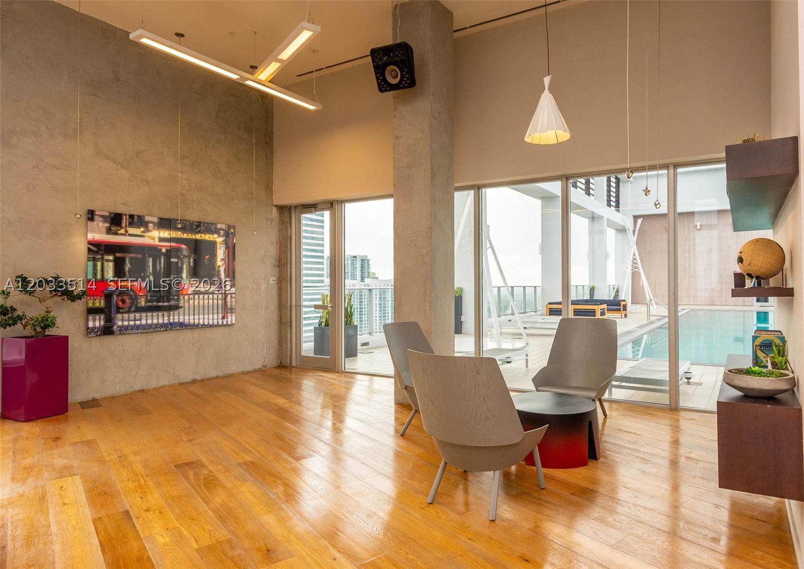 CENTRO CONDO - Residential